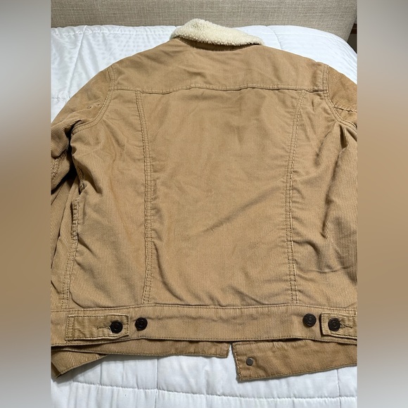 SOLD - Picture 4 of 4